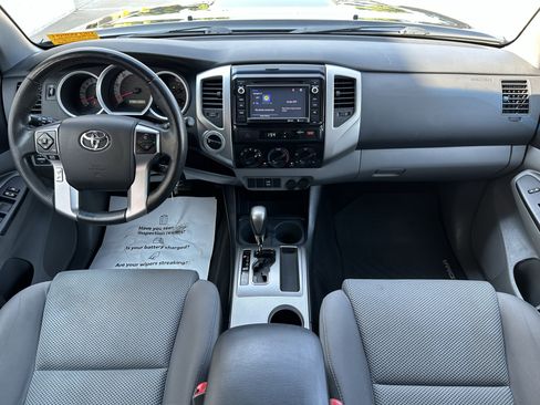 Used 2014 Toyota Tacoma 4x4 Double Cab w/ TRD Sport Package image 18