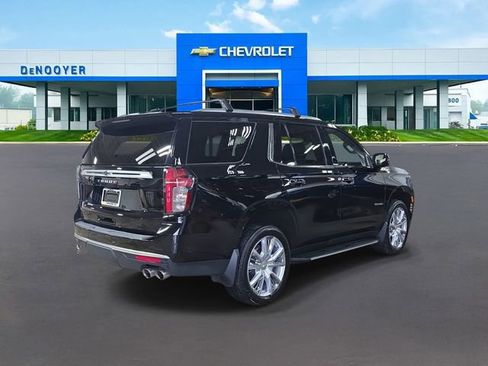 Used 2022 Chevrolet Tahoe High Country image 11