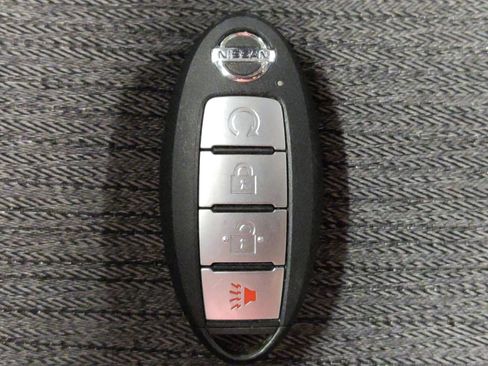 Used 2021 Nissan Rogue SV FWD image 32