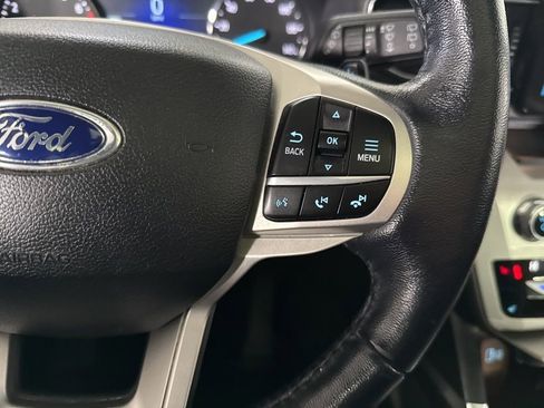 Used 2021 Ford Explorer XLT w/ Equipment Group 202A image 25