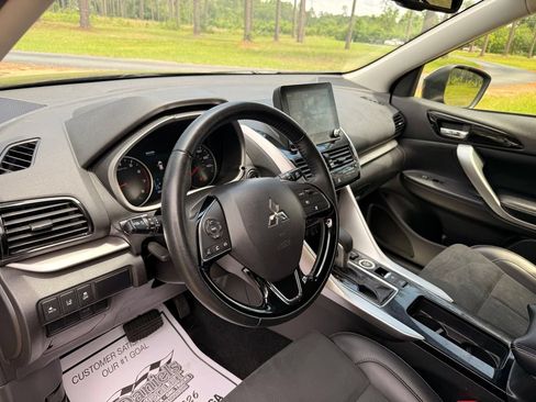 Used 2024 Mitsubishi Eclipse Cross AWD image 13
