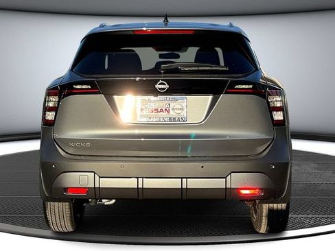 New 2026 Nissan Kicks SV FWD image 4