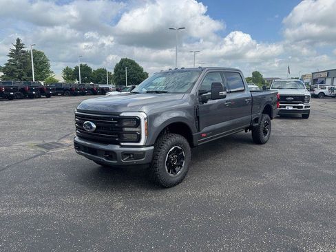 New 2026 Ford F250 Platinum w/ Tremor Off-Road Package AWD/4WD image 5