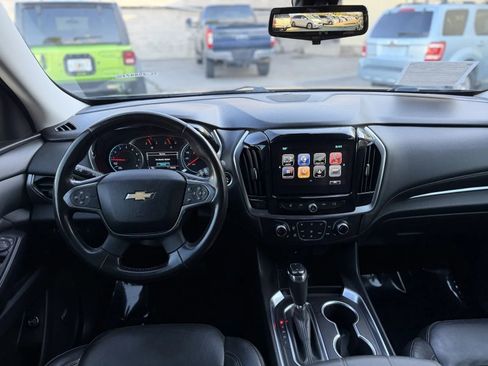 Used 2019 Chevrolet Traverse LT w/ LT Premium Package AWD/4WD image 10