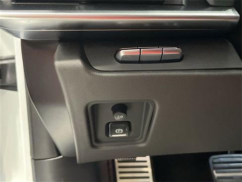 New 2026 Chevrolet Corvette Stingray Preferred Cpe w/ Z51 Performance Package image 18