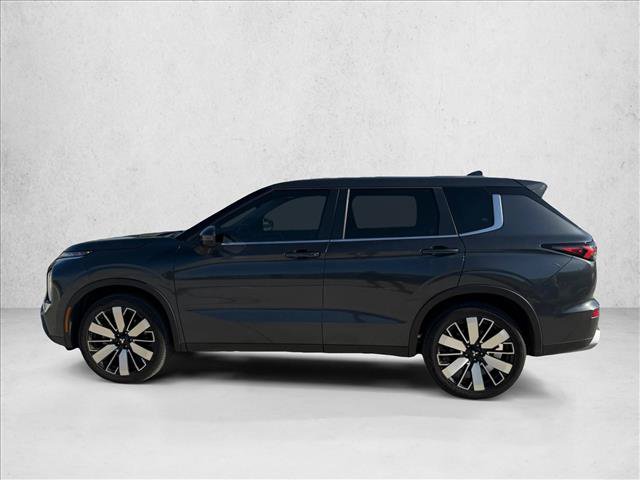Used 2025 Mitsubishi Outlander SE FWD image 9