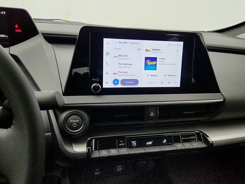 Used 2025 Toyota Prius LE image 16