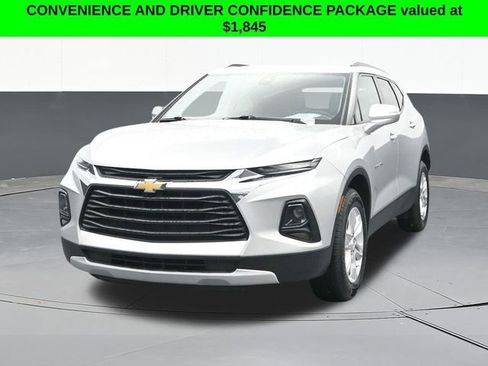 Used 2022 Chevrolet Blazer LT image 2
