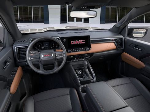 New 2026 GMC Canyon AT4 w/ AT4 Premium Package image 15