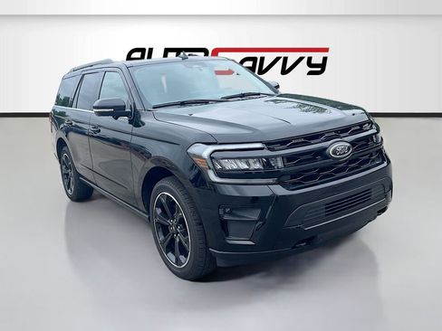 Used 2024 Ford Expedition Limited AWD/4WD image 1
