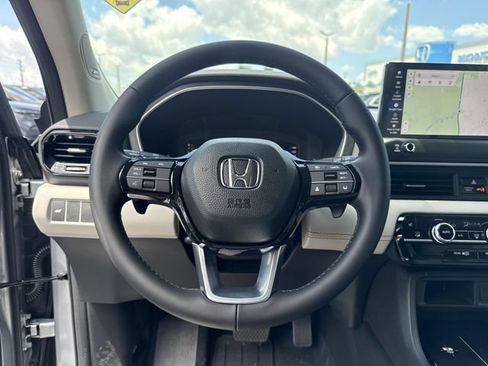 New 2026 Honda Pilot Touring image 37