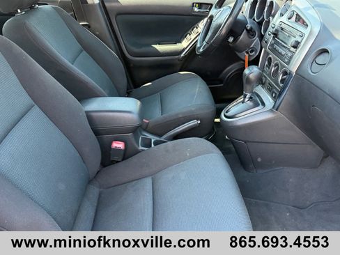 Used 2007 Toyota Matrix XR image 25