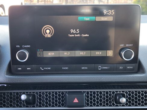 Certified 2022 Honda Civic Sport image 11