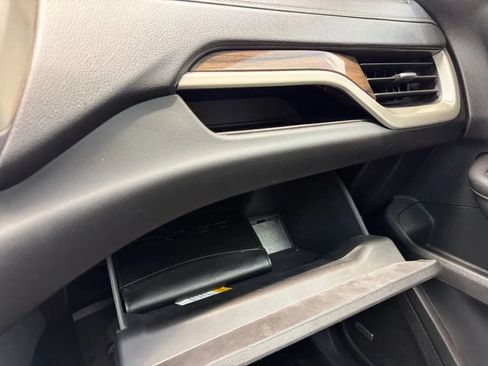 Used 2019 GMC Terrain Denali w/ Advanced Safety Package FWD image 33