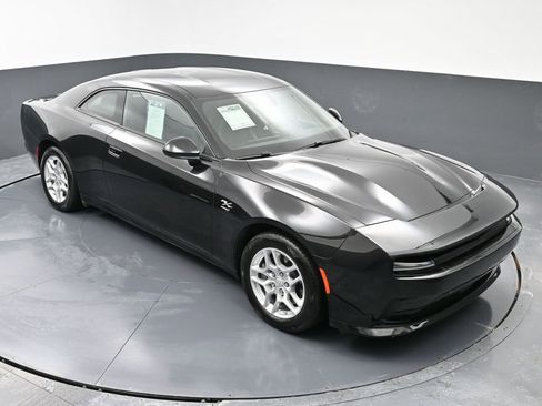 Used 2025 Dodge Charger R/T w/ Quick Order Package 25M R/T image 40