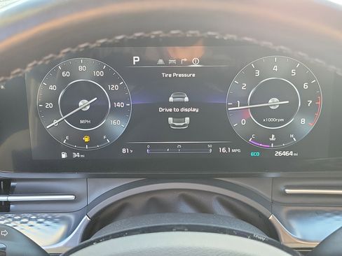 Used 2023 Kia Carnival SX Prestige image 36