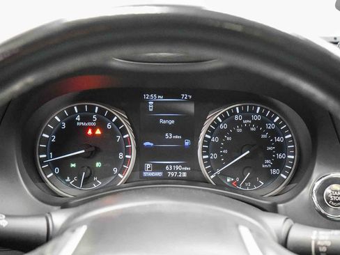 Used 2019 INFINITI Q50 Signature Edition image 25