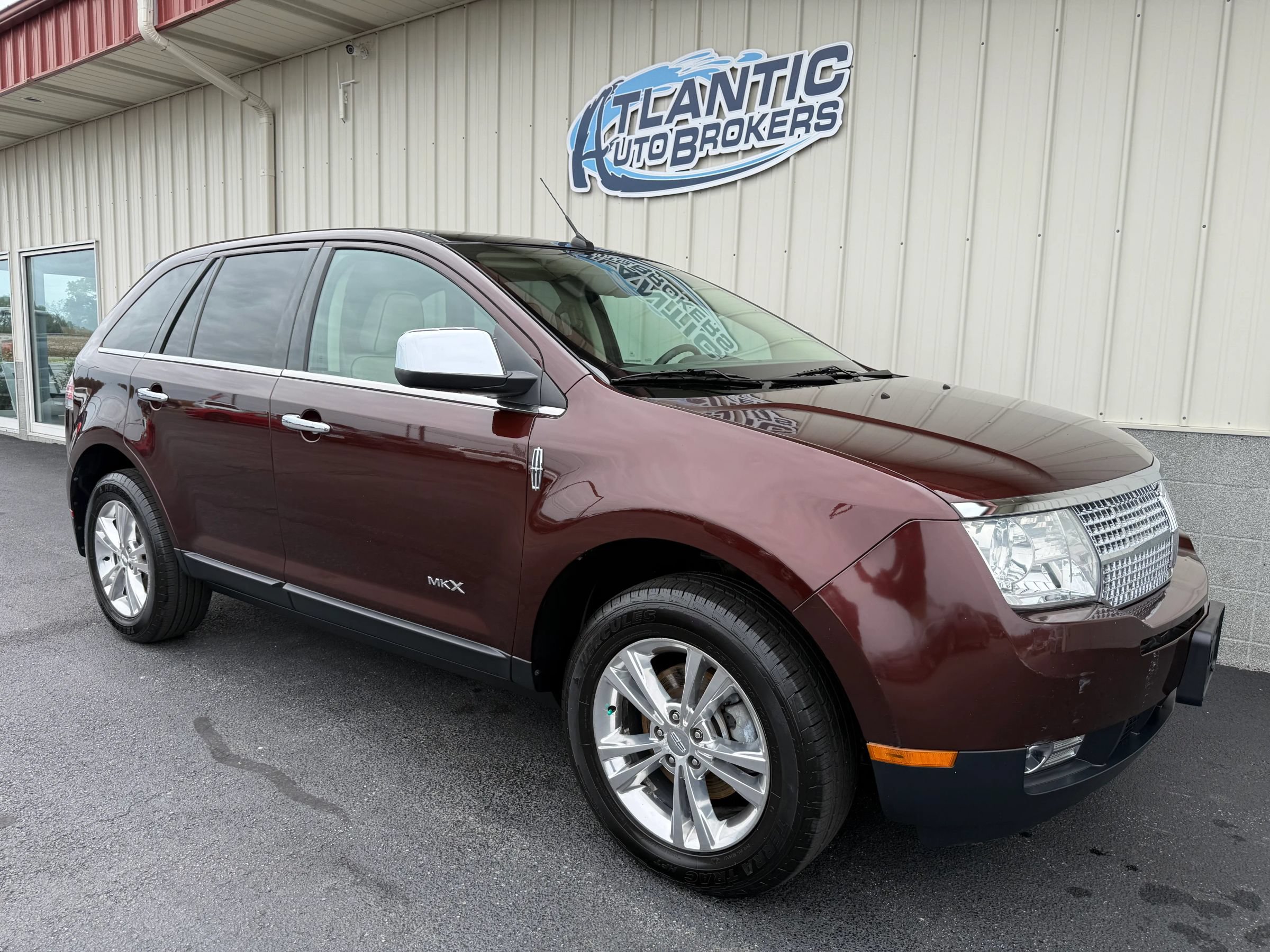 Used 2010 Lincoln MKX 2WD image 4