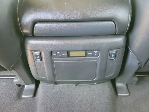 Used 2016 INFINITI QX80 Luxe w/ 22" Wheel Package image 13