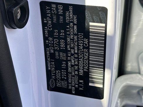 Certified 2026 Hyundai Venue SE FWD image 27