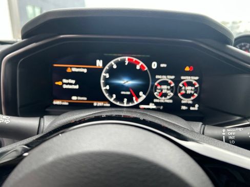 Certified 2024 Nissan Z Performance w/ Floor Mat Package RWD image 18