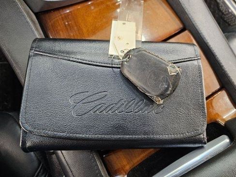 Used 2017 Cadillac Escalade Luxury image 26