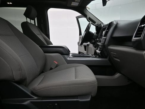 Used 2020 Ford F150 XLT w/ Equipment Group 302A Luxury AWD/4WD image 18