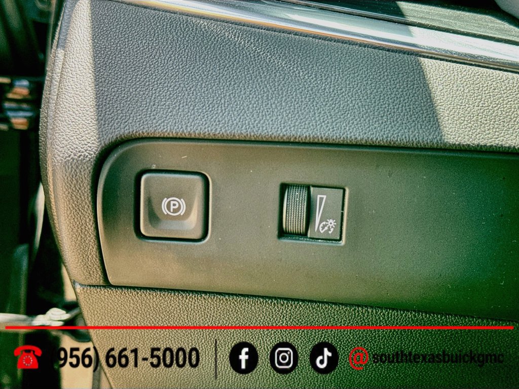 Used 2023 Buick Enclave Essence w/ Experience Buick Package FWD image 23