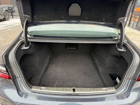 Used 2020 BMW 750i xDrive w/ Executive Package image 6