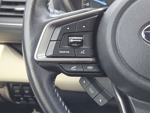 Used 2022 Subaru Ascent Limited w/ Technology Package image 29