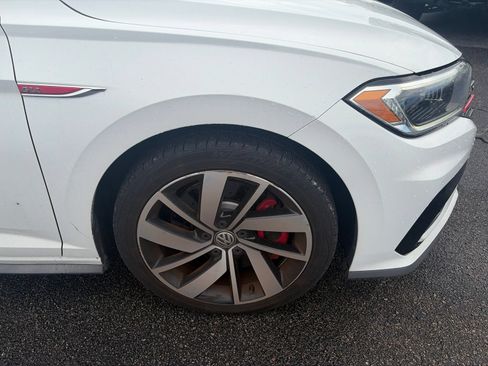 Used 2019 Volkswagen Jetta GLI FWD image 9