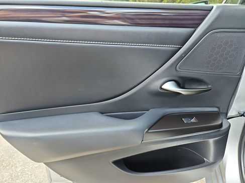 Used 2019 Lexus ES 350 image 33
