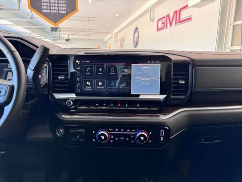 Certified 2024 GMC Sierra 1500 Elevation image 20