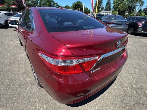Used 2017 Toyota Camry XLE FWD image 7