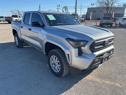 Used 2025 Toyota Tacoma SR