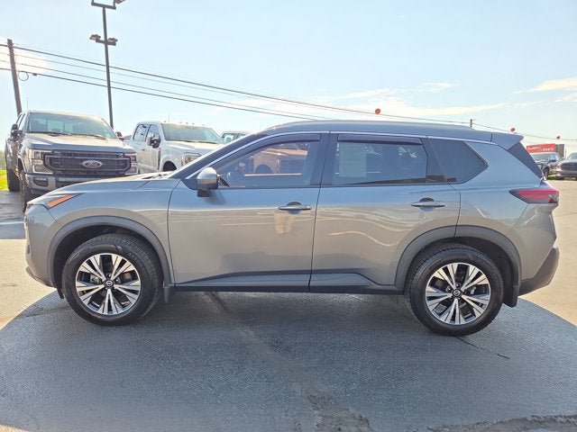 Used 2021 Nissan Rogue SV w/ Premium Package AWD/4WD image 3