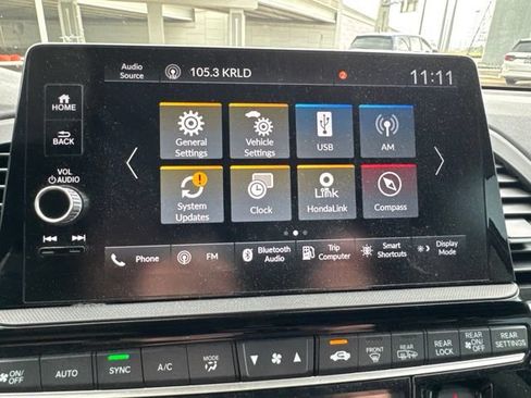 Used 2025 Honda Odyssey EX-L image 17