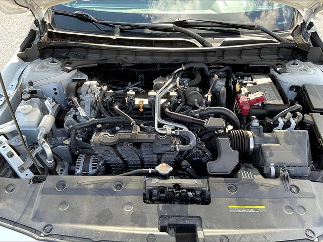 Used 2025 Nissan Altima 2.5 SV FWD image 29