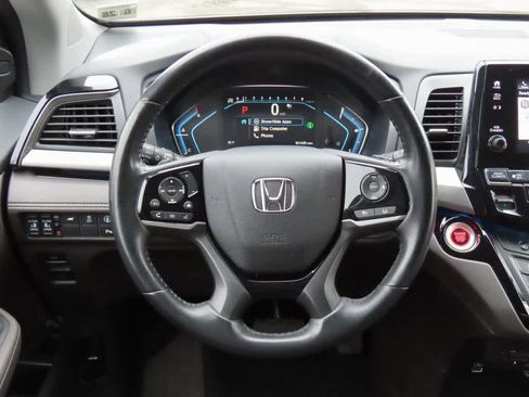 Certified 2023 Honda Odyssey Touring image 21