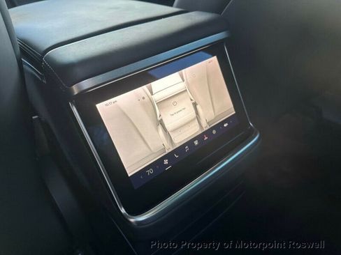 Used 2022 Tesla Model X Plaid image 18