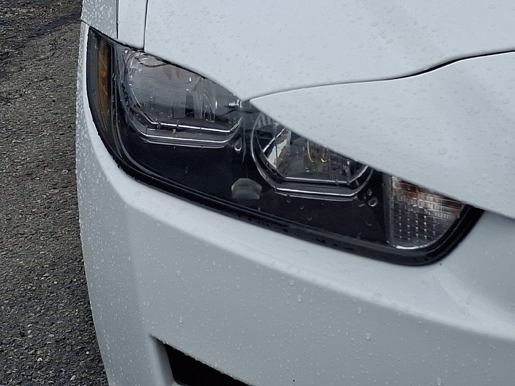 Used 2018 Jaguar XE Premium AWD/4WD image 9