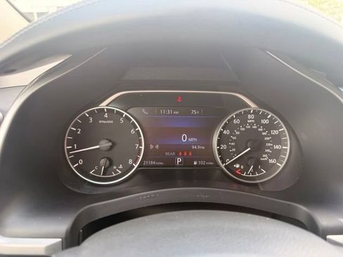 Used 2023 Nissan Murano S AWD/4WD image 18