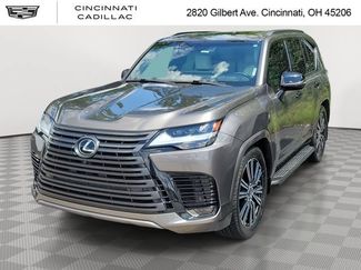 Used 2023 Lexus LX 600 4WD w/ Appearance Package video 1