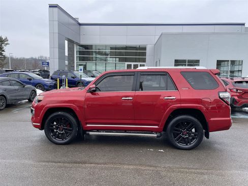 Used 2017 Toyota 4Runner Limited image 2