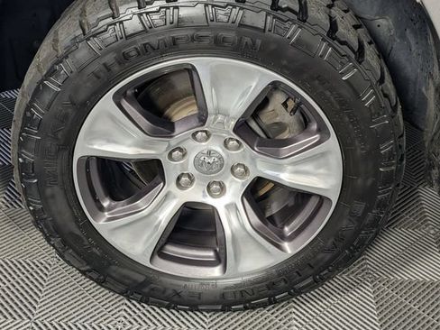 Used 2021 RAM 1500 Laramie AWD/4WD image 8