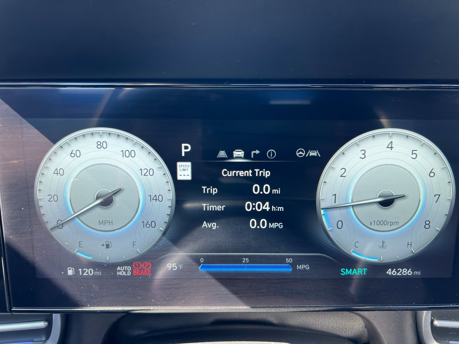 Used 2024 Hyundai Elantra Limited FWD image 31