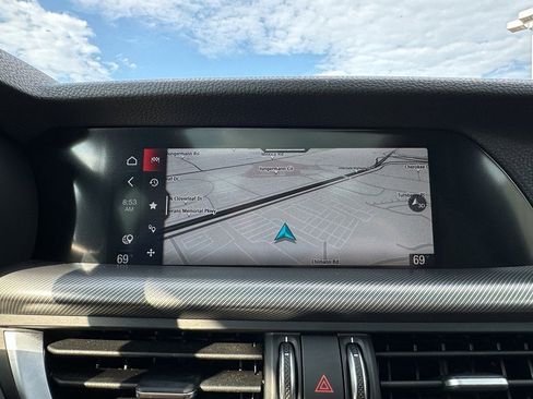 Used 2024 Alfa Romeo Stelvio Ti image 18