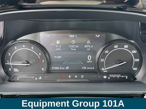 Used 2022 Lincoln Corsair AWD w/ Premium Package image 6