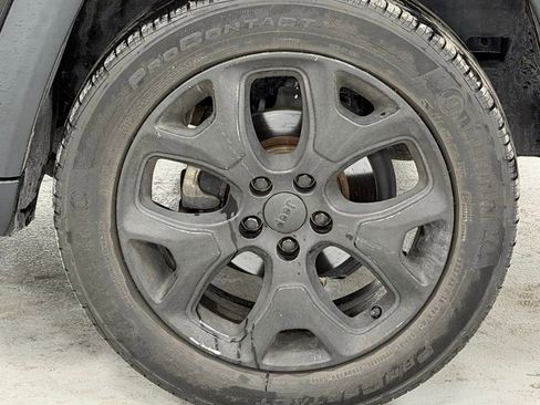 Used 2018 Jeep Compass Limited w/ Navigation Group image 8