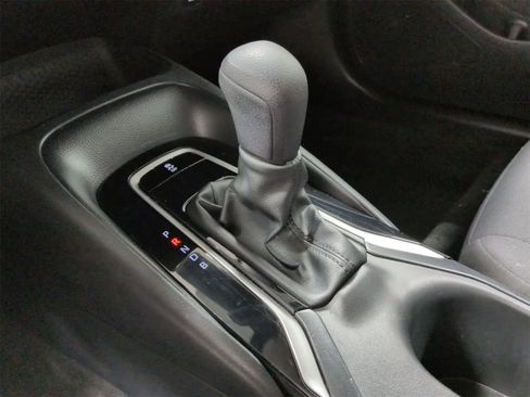 Used 2024 Toyota Corolla LE image 31